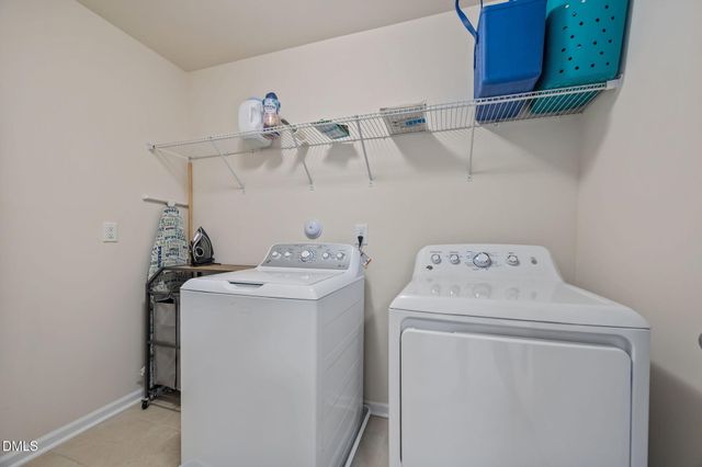 2464 Emily Brook Way, Apex, NC 27523