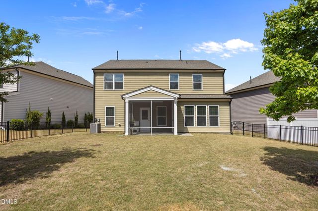 2464 Emily Brook Way, Apex, NC 27523