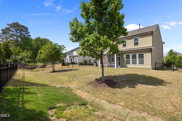 2464 Emily Brook Way, Apex, NC 27523