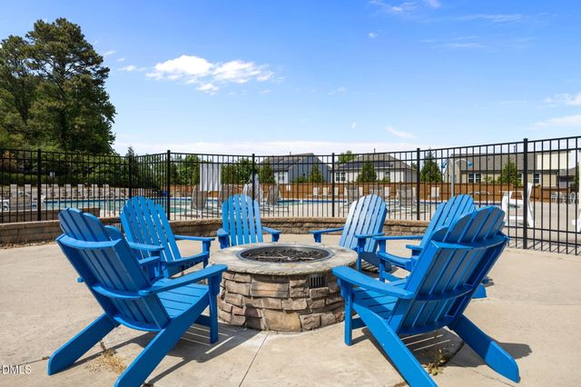 2464 Emily Brook Way, Apex, NC 27523