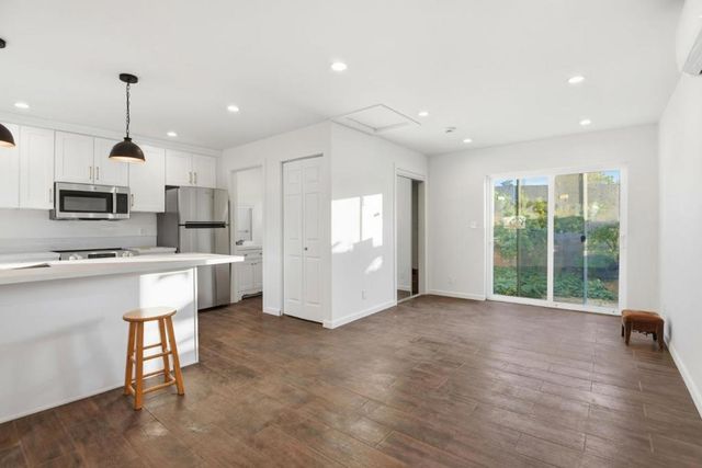 648 Anita Street 1, Monrovia, CA 91016