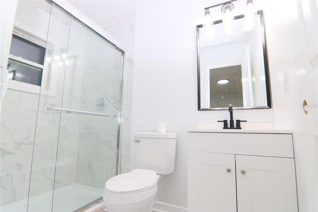 711 KEMPTEN STREET NW, Palm Bay, FL 32907