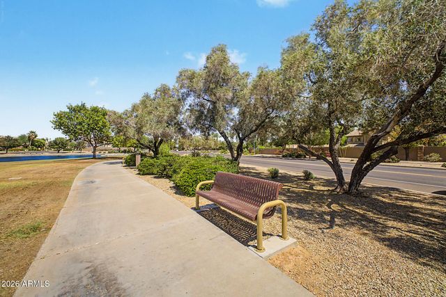 6647 W TONOPAH Drive, Glendale, AZ 85308