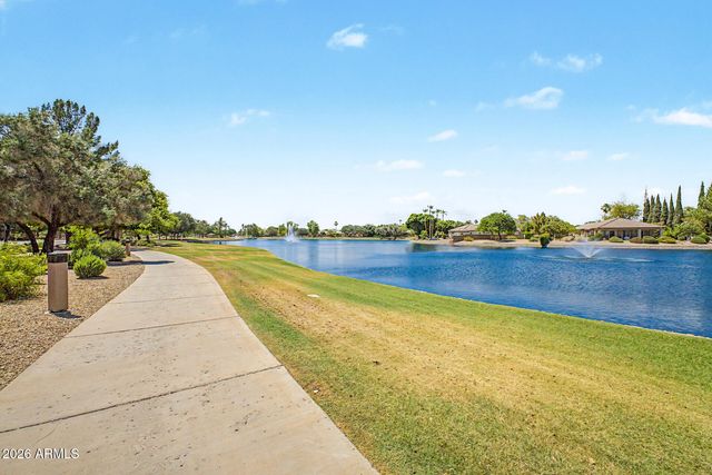 6647 W TONOPAH Drive, Glendale, AZ 85308