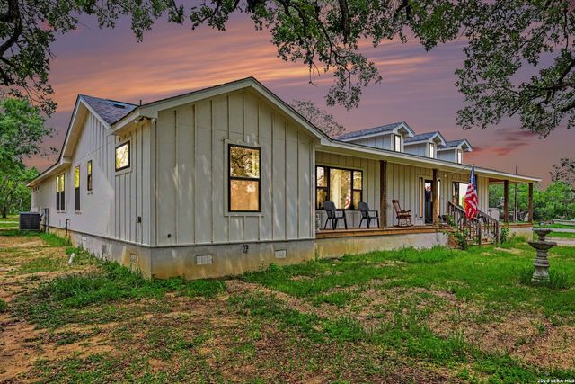 10135 New Sulphur Springs Rd, San Antonio, TX 78263