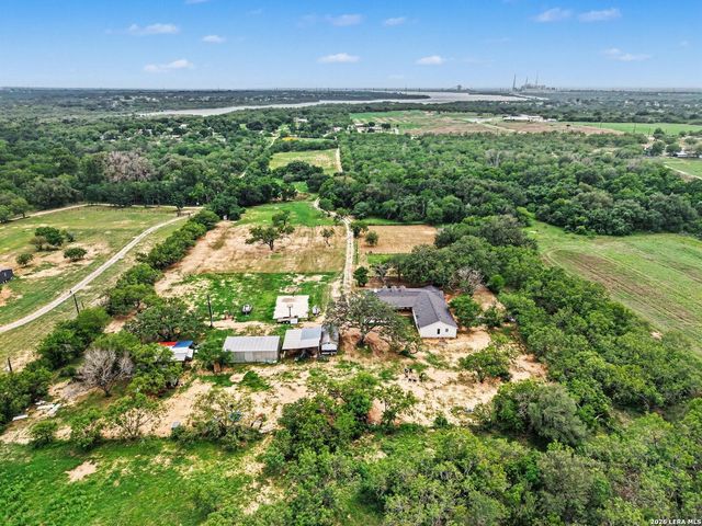 10135 New Sulphur Springs Rd, San Antonio, TX 78263