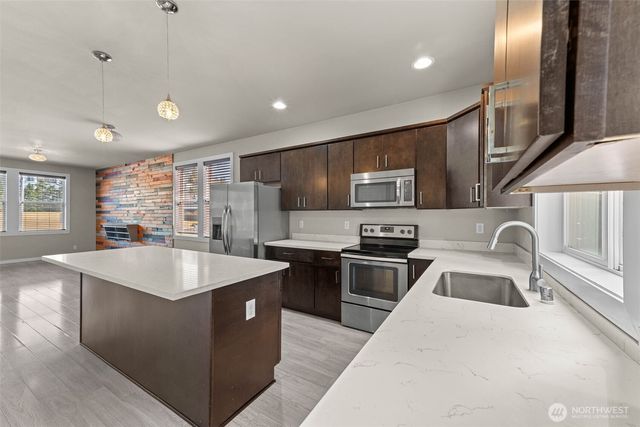2310 Orchard Street W, Fircrest, WA 98466