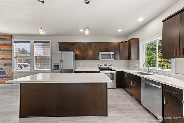 2310 Orchard Street W, Fircrest, WA 98466