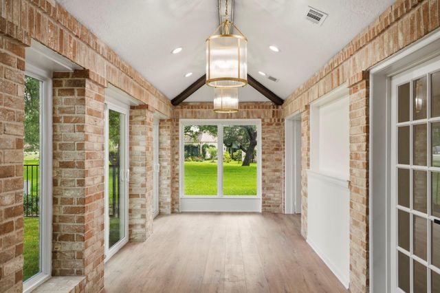 12 Wellington Lane, Sugar Land, TX 77478