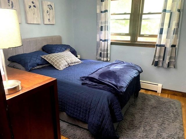 10 Warwick Rd, Walpole, MA 02071