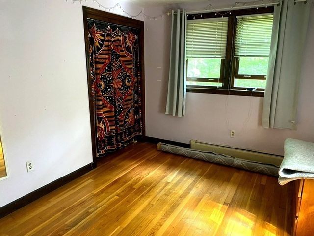 10 Warwick Rd, Walpole, MA 02071