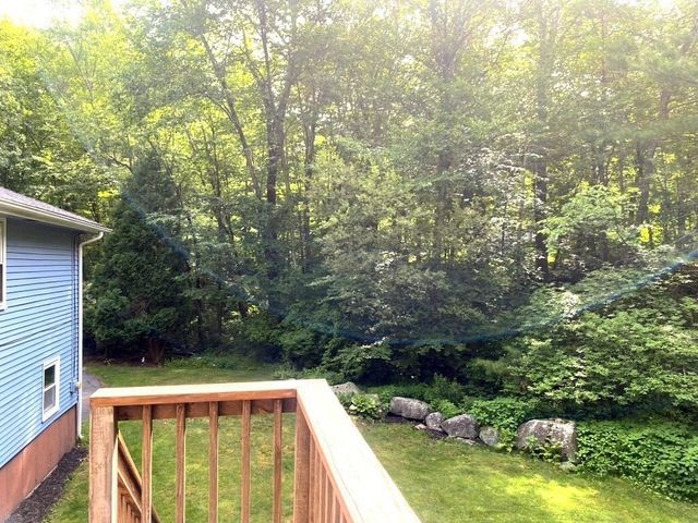 10 Warwick Rd, Walpole, MA 02071