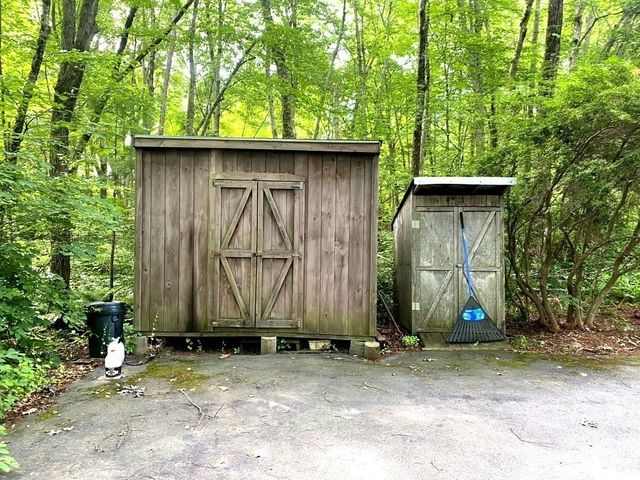 10 Warwick Rd, Walpole, MA 02071