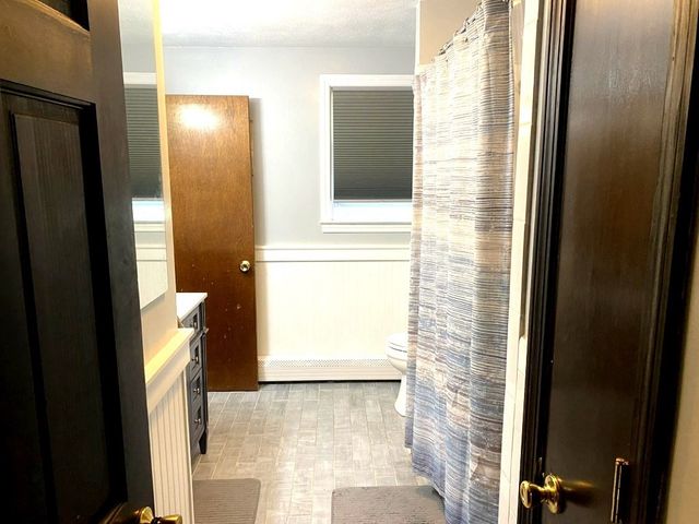 10 Warwick Rd, Walpole, MA 02071