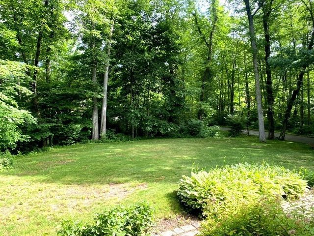 10 Warwick Rd, Walpole, MA 02071