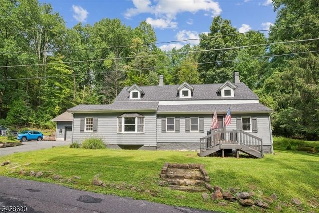 21 Hickory Run Rd, Lebanon Twp., NJ 07830