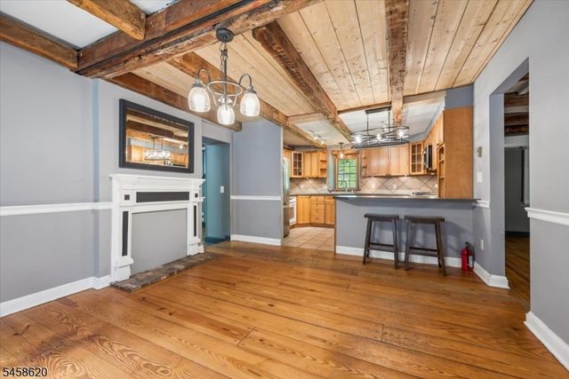 21 Hickory Run Rd, Lebanon Twp., NJ 07830