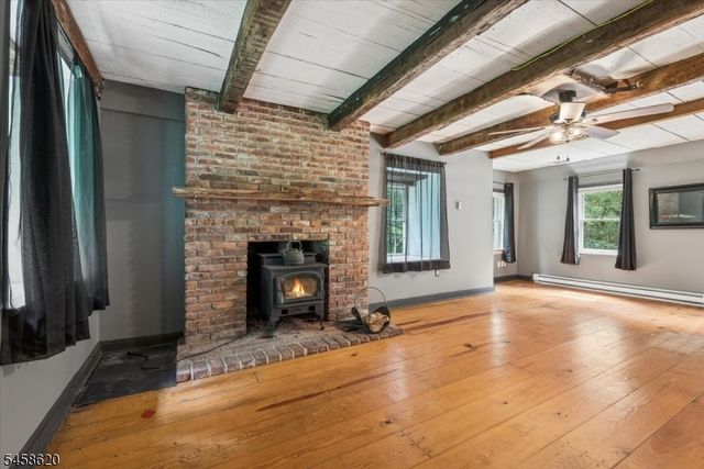 21 Hickory Run Rd, Lebanon Twp., NJ 07830