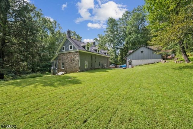 21 Hickory Run Rd, Lebanon Twp., NJ 07830