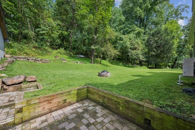 21 Hickory Run Rd, Lebanon Twp., NJ 07830