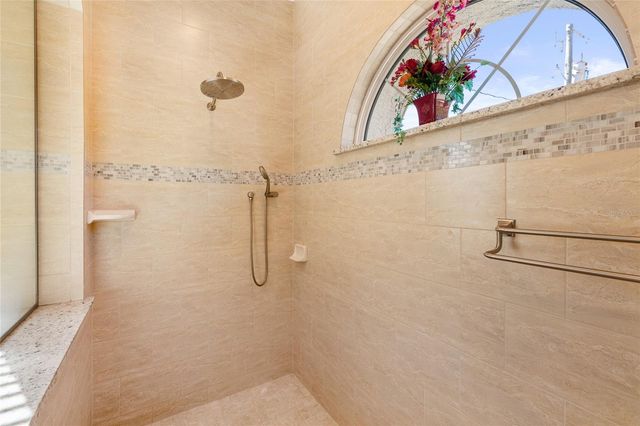 2 CLERMONT COURT, Palm Coast, FL 32137