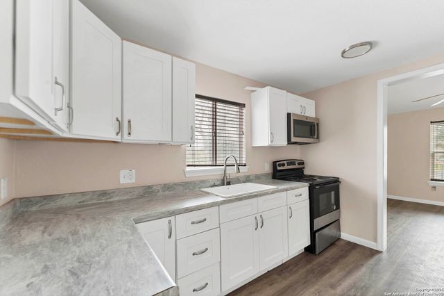 215 Prosperity, San Antonio, TX 78237