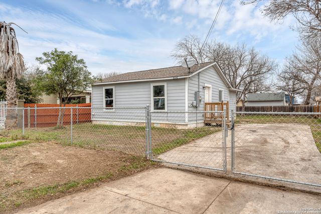 215 Prosperity, San Antonio, TX 78237