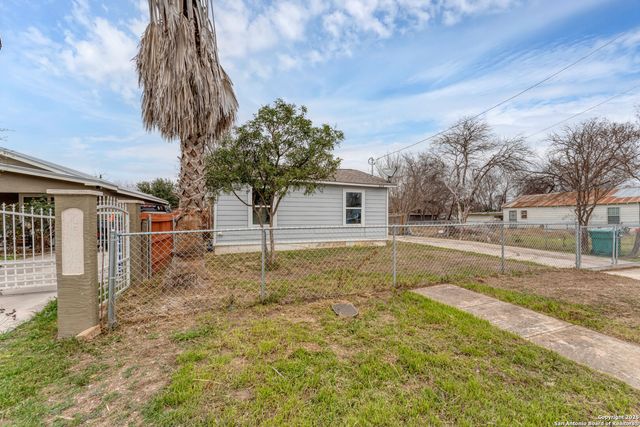 215 Prosperity, San Antonio, TX 78237