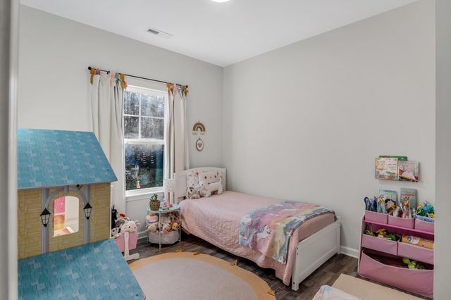 337 Hilltop Dr, Shelbyville, TN 37160