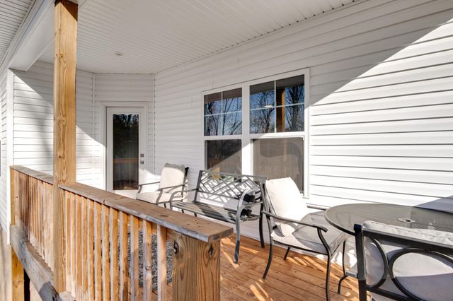 337 Hilltop Dr, Shelbyville, TN 37160