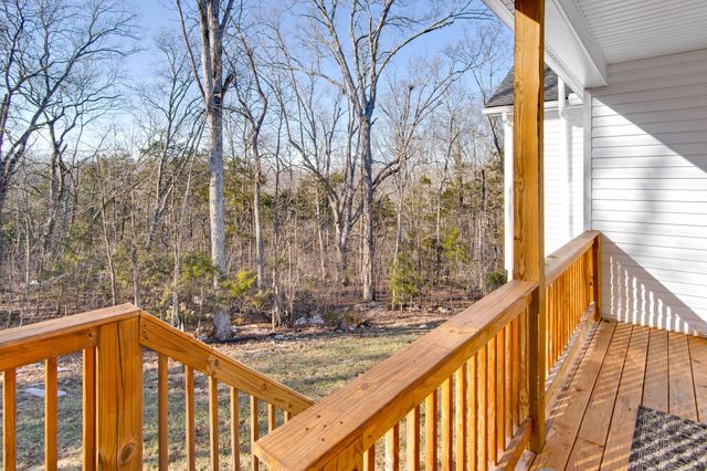 337 Hilltop Dr, Shelbyville, TN 37160