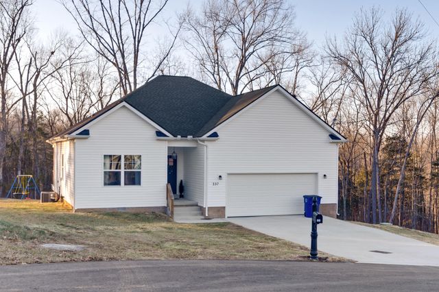 337 Hilltop Dr, Shelbyville, TN 37160