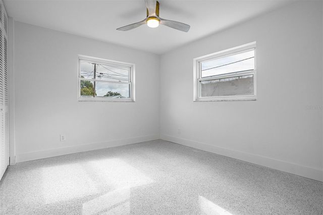 829 89TH AVENUE N, St Petersburg, FL 33702