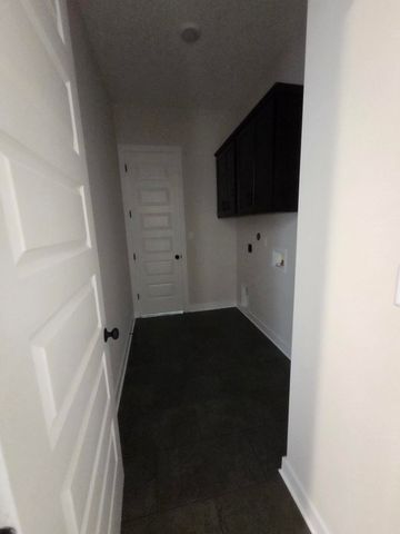 170 HAZEL CREST DR E, Oakland, TN 38060