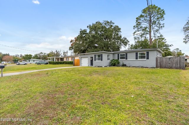 6543 AIRES Road, Jacksonville, FL 32244