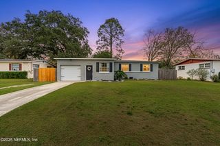 6543 AIRES Road, Jacksonville, FL 32244