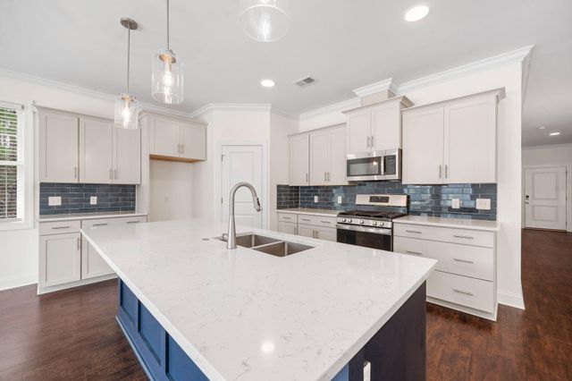 112 Shadybrook Drive, Summerville, SC 29486