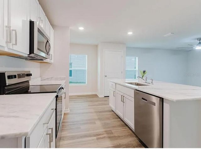 5846 SILVER MOONLIGHT DRIVE, Palmetto, FL 34221