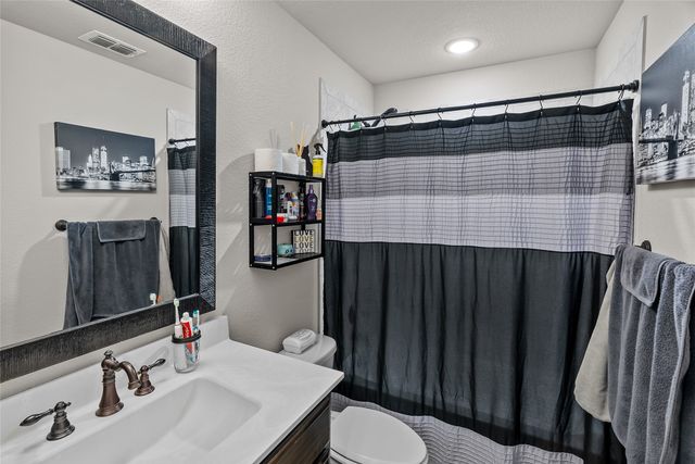 209 Rees Avenue, Godley, TX 76044