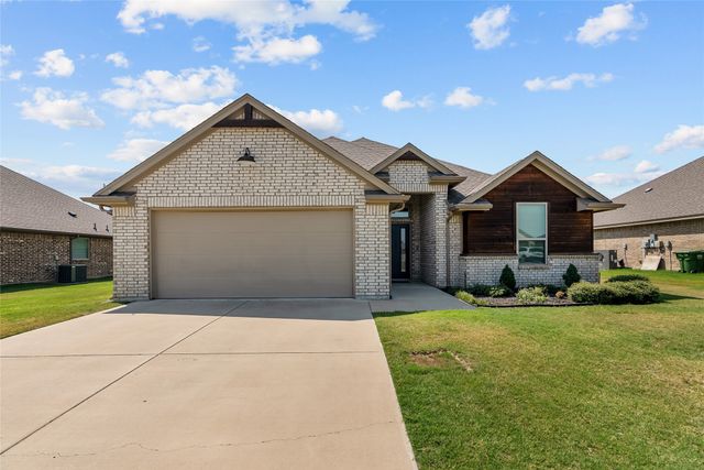 209 Rees Avenue, Godley, TX 76044