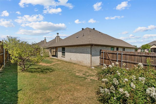 209 Rees Avenue, Godley, TX 76044