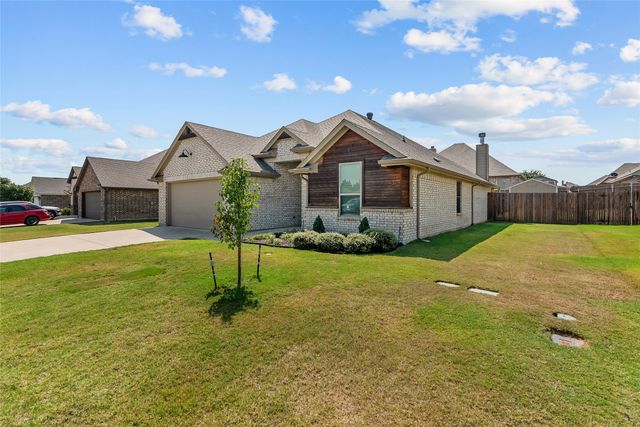 209 Rees Avenue, Godley, TX 76044