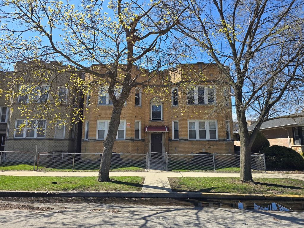 9130 S Throop Street, Chicago, IL 60620
