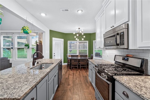 770 Hawthorn Way, Centerton, AR 72719