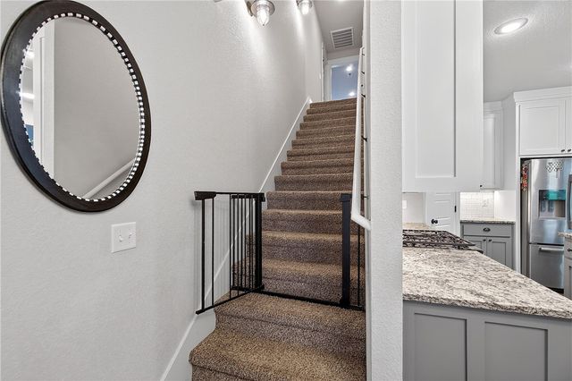 770 Hawthorn Way, Centerton, AR 72719
