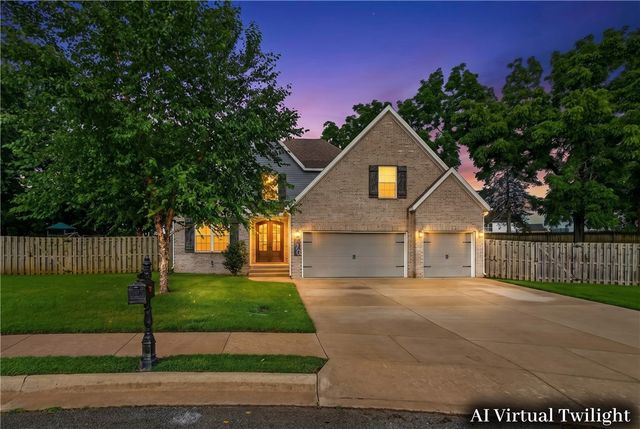 770 Hawthorn Way, Centerton, AR 72719