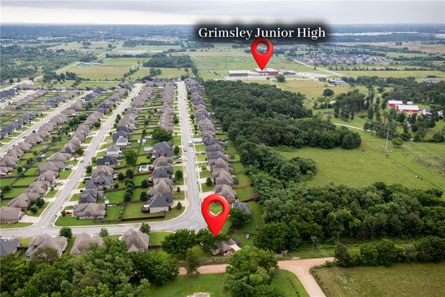 770 Hawthorn Way, Centerton, AR 72719