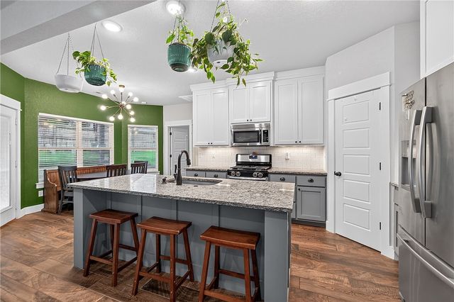 770 Hawthorn Way, Centerton, AR 72719