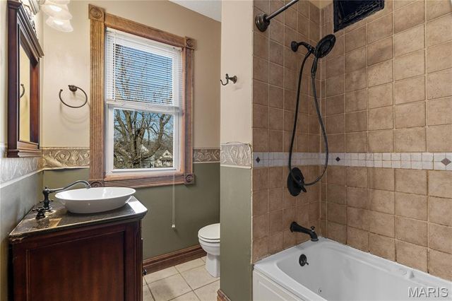 2237 Edison Avenue, Granite City, IL 62040