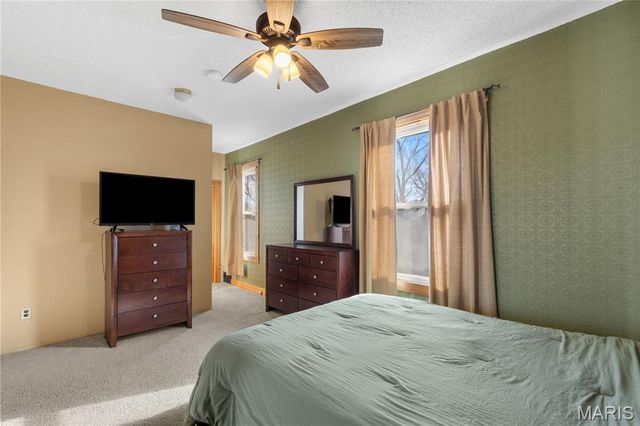 2237 Edison Avenue, Granite City, IL 62040